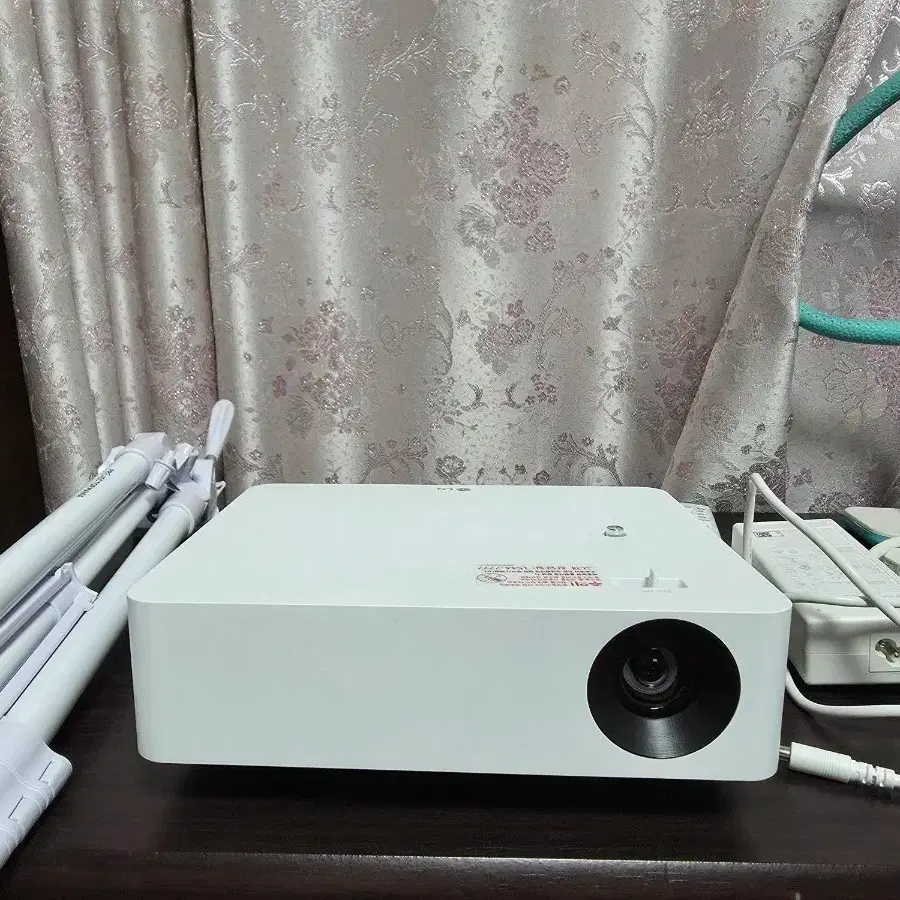 LG CineBeam PF610P Projector + Stand