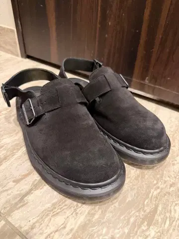 닥터 마틴 블랙 샌들 사이즈 8