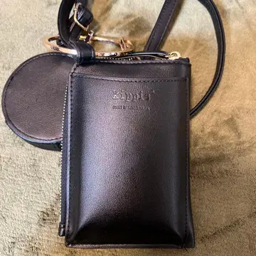스마트폰 숄더백 블랙 가죽
