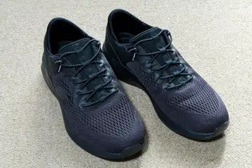 스케쳐스 AIRCOOLED MEMORY FOAM 26