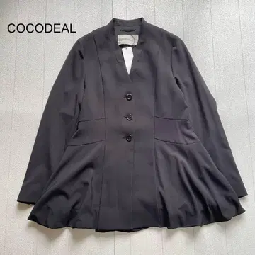택 포함 새상품 COCODEAL 페플럼 벌룬 자켓 블랙 1