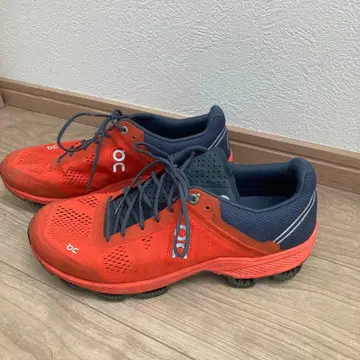 온 On CLOUDSURFER 러닝화 26cm