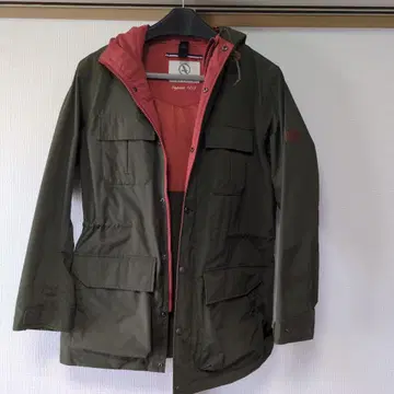 새상품급 aigle 후드 부착 자켓 M 사이즈