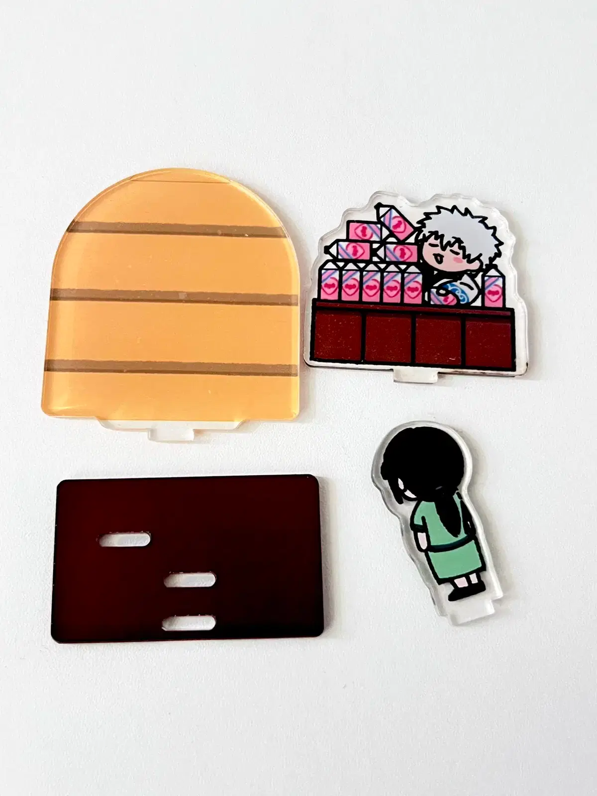 Gintama Gintoki Strawberry Milk Convenience Store Acrylic Diorama Figure