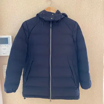 후드 부착 다운 자켓 네이비 에이글