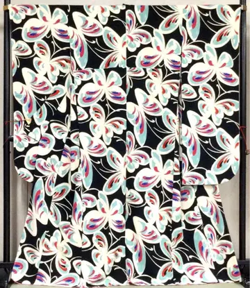 미사용 새상품 후리소데 재단 완료 폴리에스테르 블랙 계열