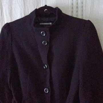 블랙 버튼 코트