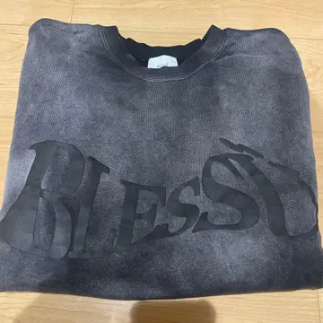 BlessU 로고 프린트 맨투맨 그레이