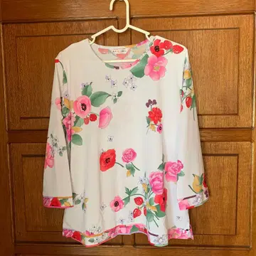 [레오나르] LEONARD SPORT 꽃무늬 딸기 긴팔 상의 42호