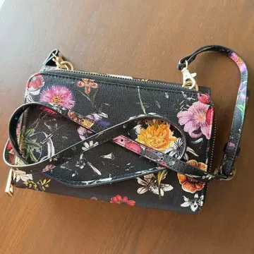 natural beauty basic 꽃무늬 숄더