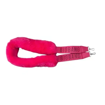 BIGBANG 핑크 퍼 스트랩