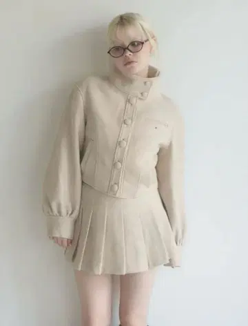 Zoey 스탠드 넥 재킷 & 스커트 andmary