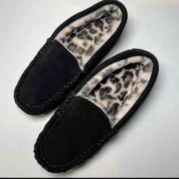 EMU 모카신 레오파드
