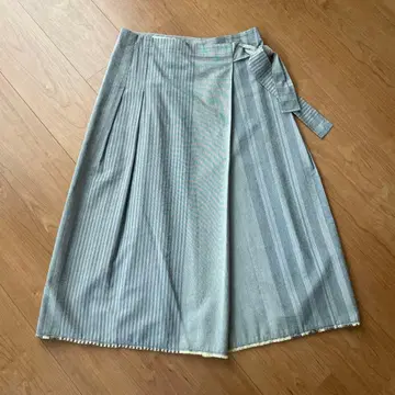 센소유니코 io comme io 랩 스커트풍 그레이 38 즉시 구매 OK