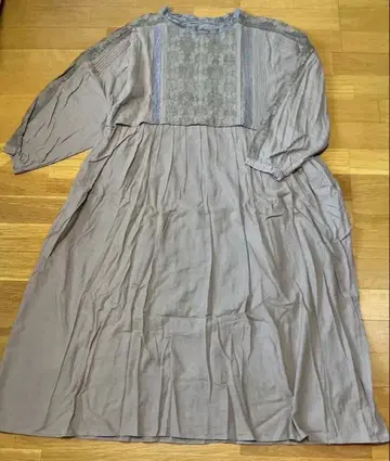 사만사 모스모스 긴팔 플레어 원피스 모카