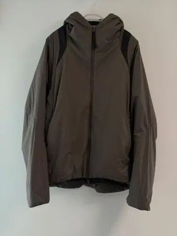 Goldwin 0 Zoned Insulation Jacket 4(XL)