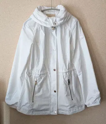 마이클코어스 후드 부착 자켓