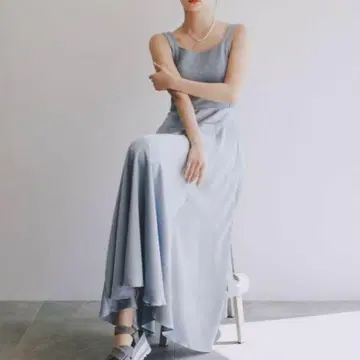 [COCODEAL] 슬리브리스 니트 도킹 플레어 원피스