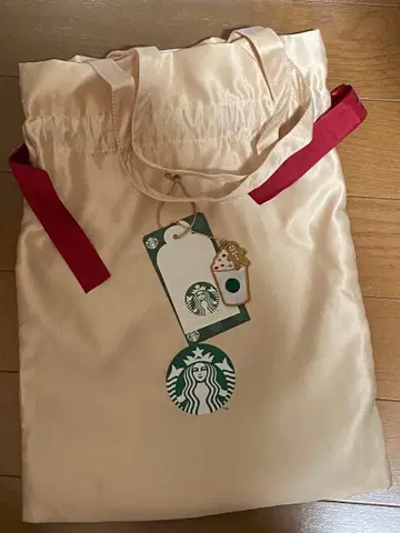 스타벅스 스벅 기프트백 오너먼트 참 포함