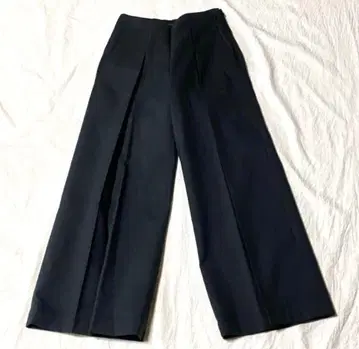 노블 NOBLE 프론트 턱 와이드 팬츠 실크 혼방