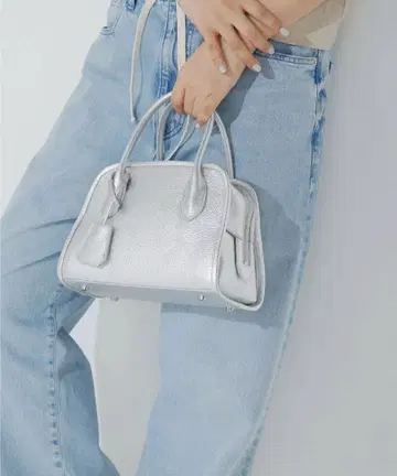 Whim Gazette [ Hoaw. ] 미니 보스턴 백 실버