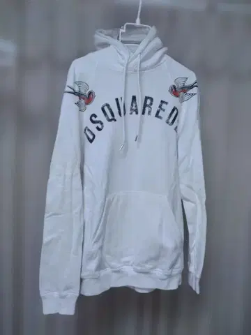 DSQUARED2 화이트 후드티