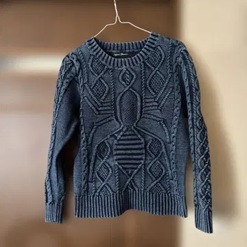 Hysterie Glamour 오리지널 블루스 케이블 니트