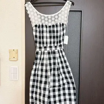 MERCURYDUO 체크 무늬 슬리브리스 원피스