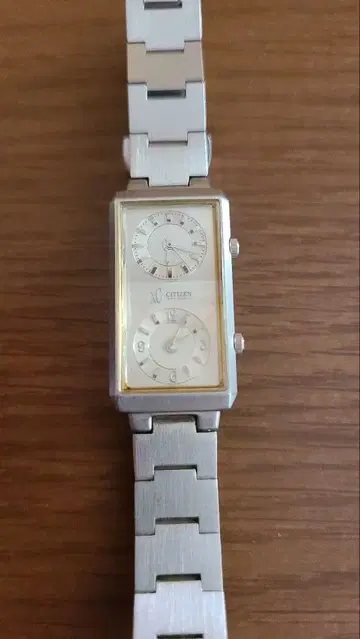 시티즌 크로스씨 여성용 손목시계