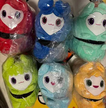 TWICE LOVELYS 봉제 인형 슬리퍼 6종 세트