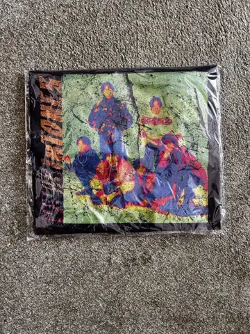 SixTONES 투어 T셔츠 VVS