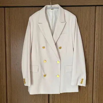 미라 오웬 금장 버튼 더블 브레스트 오버 자켓 아이보리
