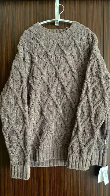 [ 미사용 새상품 ] 젤라피케 옴므 니트