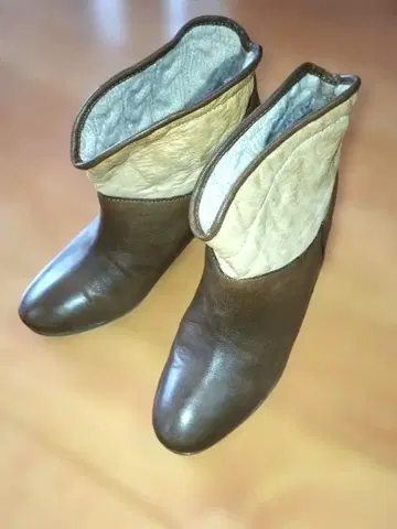 브라운 가죽 숏부츠 힐 7cm