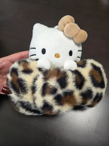 아베일 키티 키링 레오파드 무늬