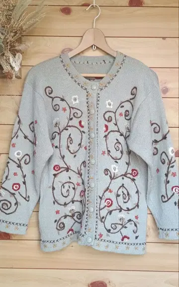 00s [구제 의류] vintage 빈티지 입체 총자수 가디건 레트로