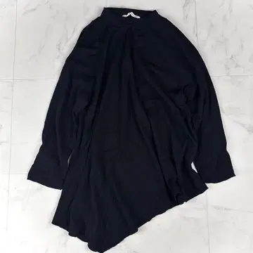 카구레 울 얇은 소재 모크넥 변형 와이드 상의 손세탁 가능 네이비