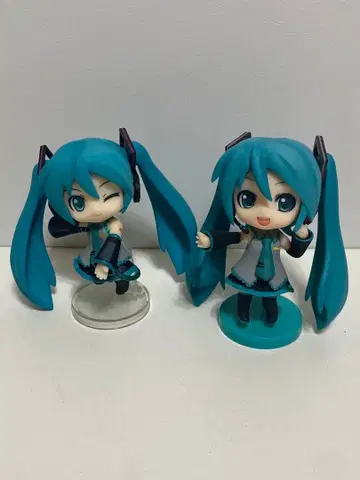넨도로이드 푸치 하츠네 미쿠 2체 세트 [ 중고 박스 없음 ]
