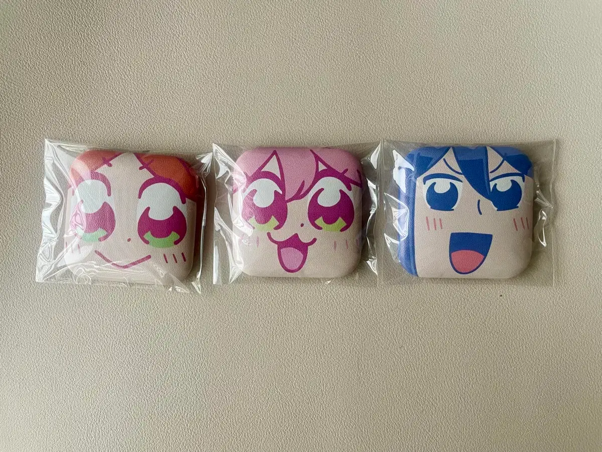 Unopened) Enstar Chusta Bookub Badge 1st Edition wts sell