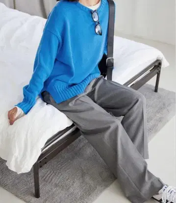 slobe iena 벌키 코튼 풀오버 블루