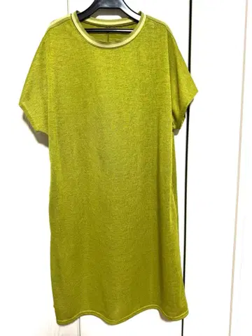 올리브 그린 반팔 티셔츠 원피스