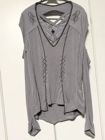 ozz croce 유니콘 자수 엠블럼 티셔츠 그레이