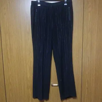 이타리야 블랙 스트레이트 팬츠 사이즈 13