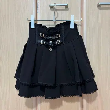 LIZLISA 리즈리사 2연 벨트 치마바지 블랙 미니 스커트 리본 포함