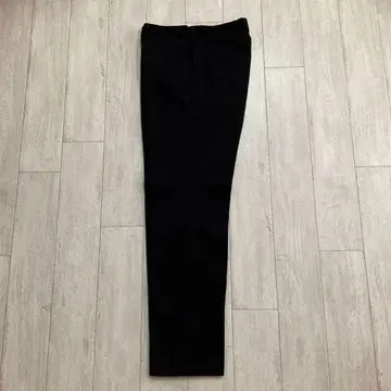 새상품급 에네스베옴 남성용 코튼 팬츠 블랙 36