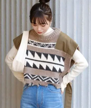 에신타 etsinta 리메이크 카우친 베스트 차오패닉 티피 니트