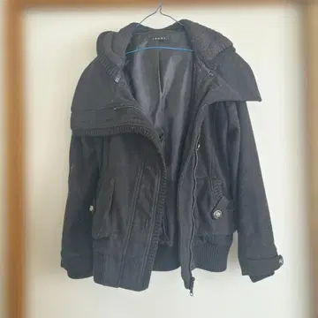 블랙 후드 부착 더플 코트