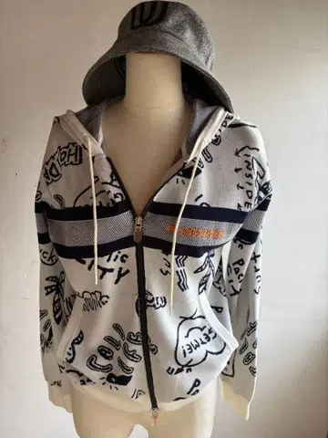 HORN GARMENT 후드티