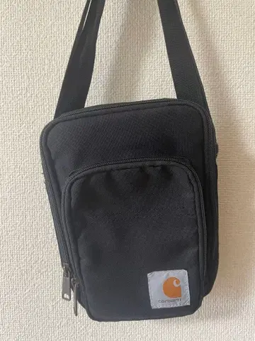 Carhartt 블랙 숄더백