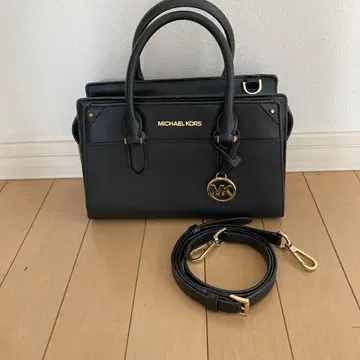 MICHAEL KORS 블랙 숄더백